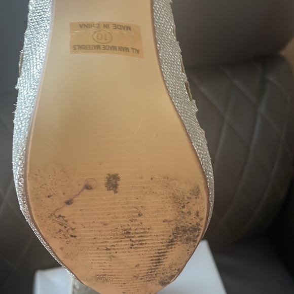 Metallic sliver booties - Picture 2 of 4